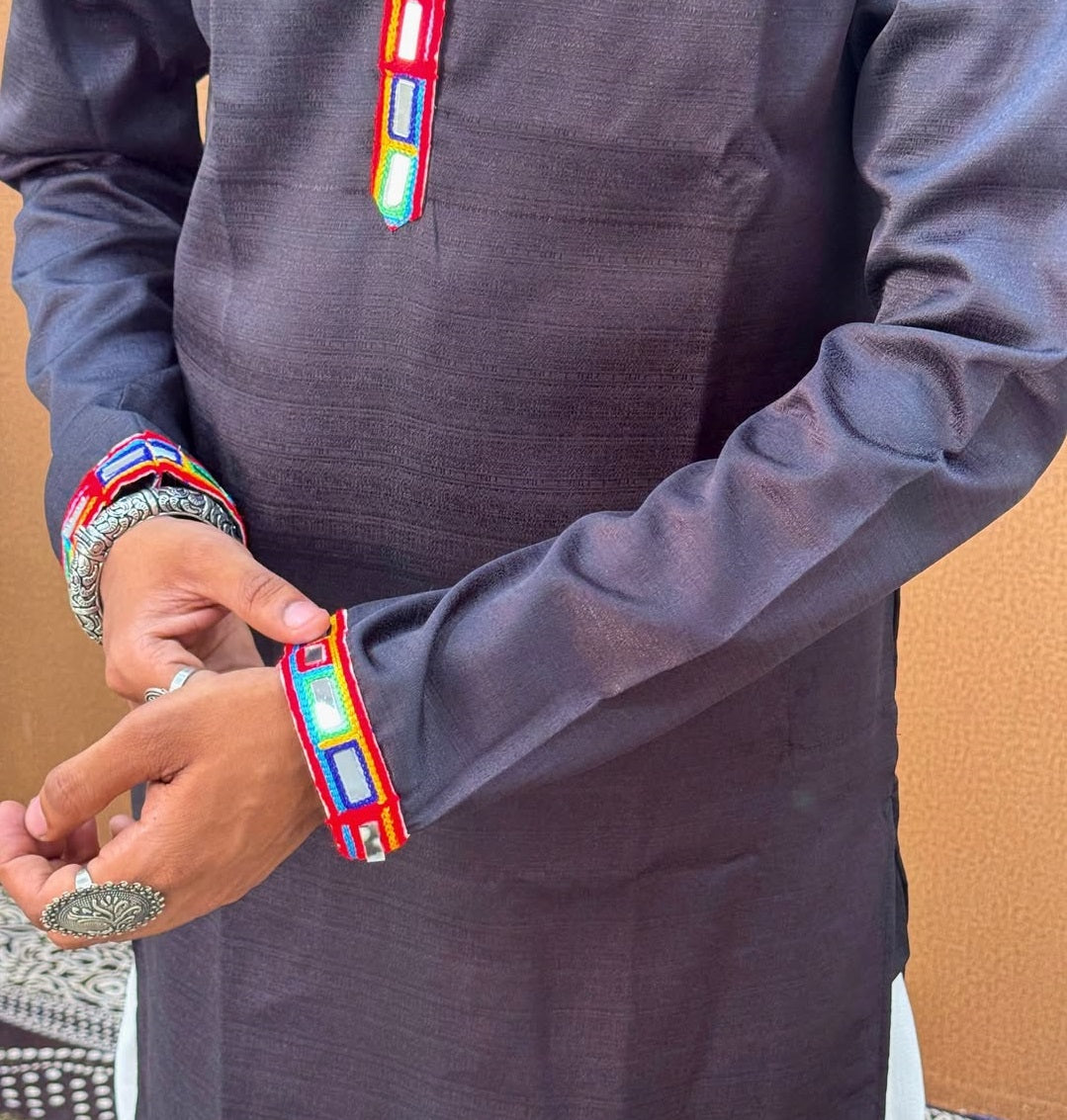 Men Solid Kurta with Multicolor Embroidered Placket & Cuffs