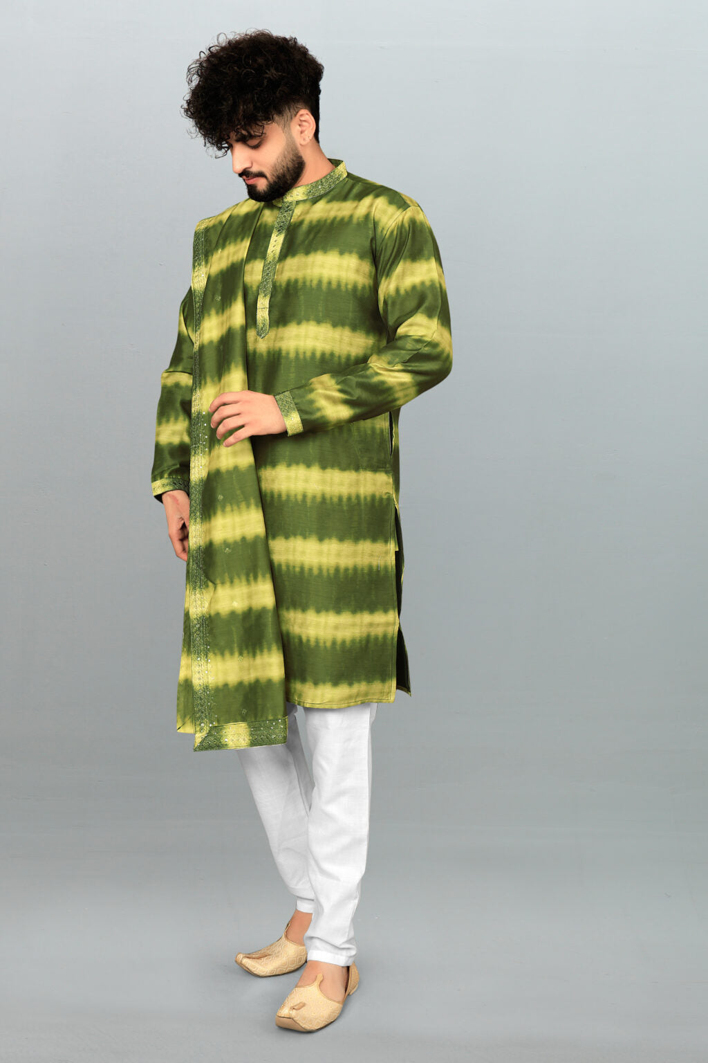 Men's Green Roman Silk Kurta Pyjama & Dupatta Set