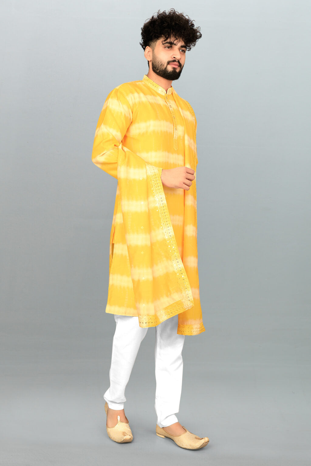 Men's Green Roman Silk Kurta Pyjama & Dupatta Set