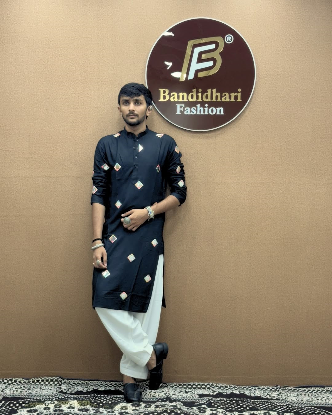 Men Black Mirror Work Embroidered Mandarin Collar Kurta