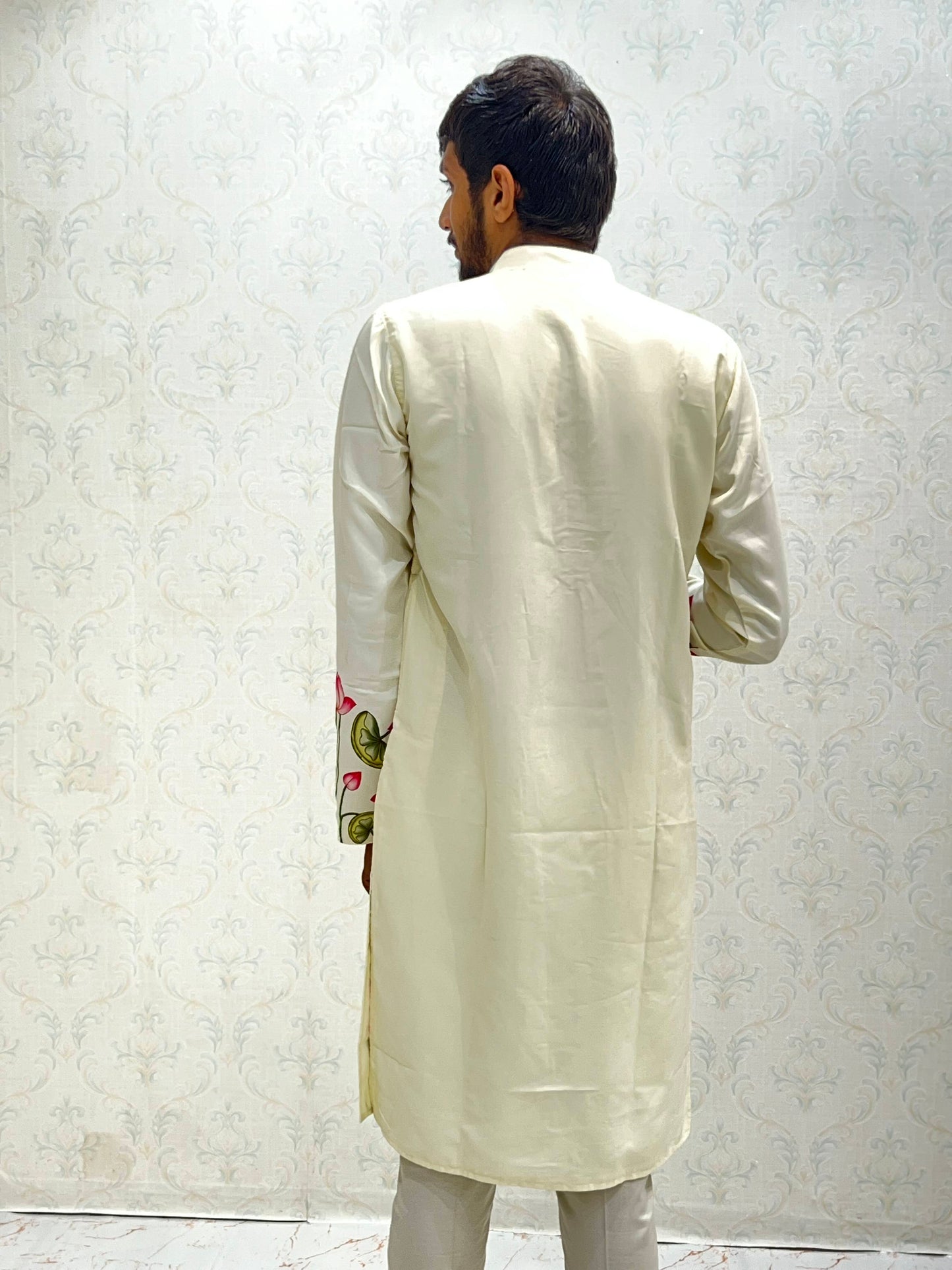 Men's White Heavy Printed Silk for luxurious comfort Kurta