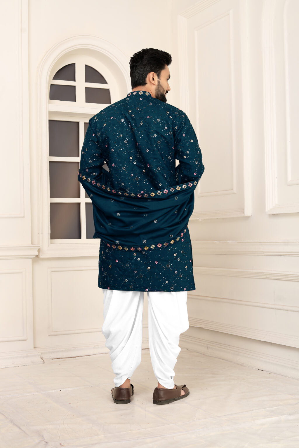 Men's Rama Embroidered Roman Silk Kurta Dupatta Set