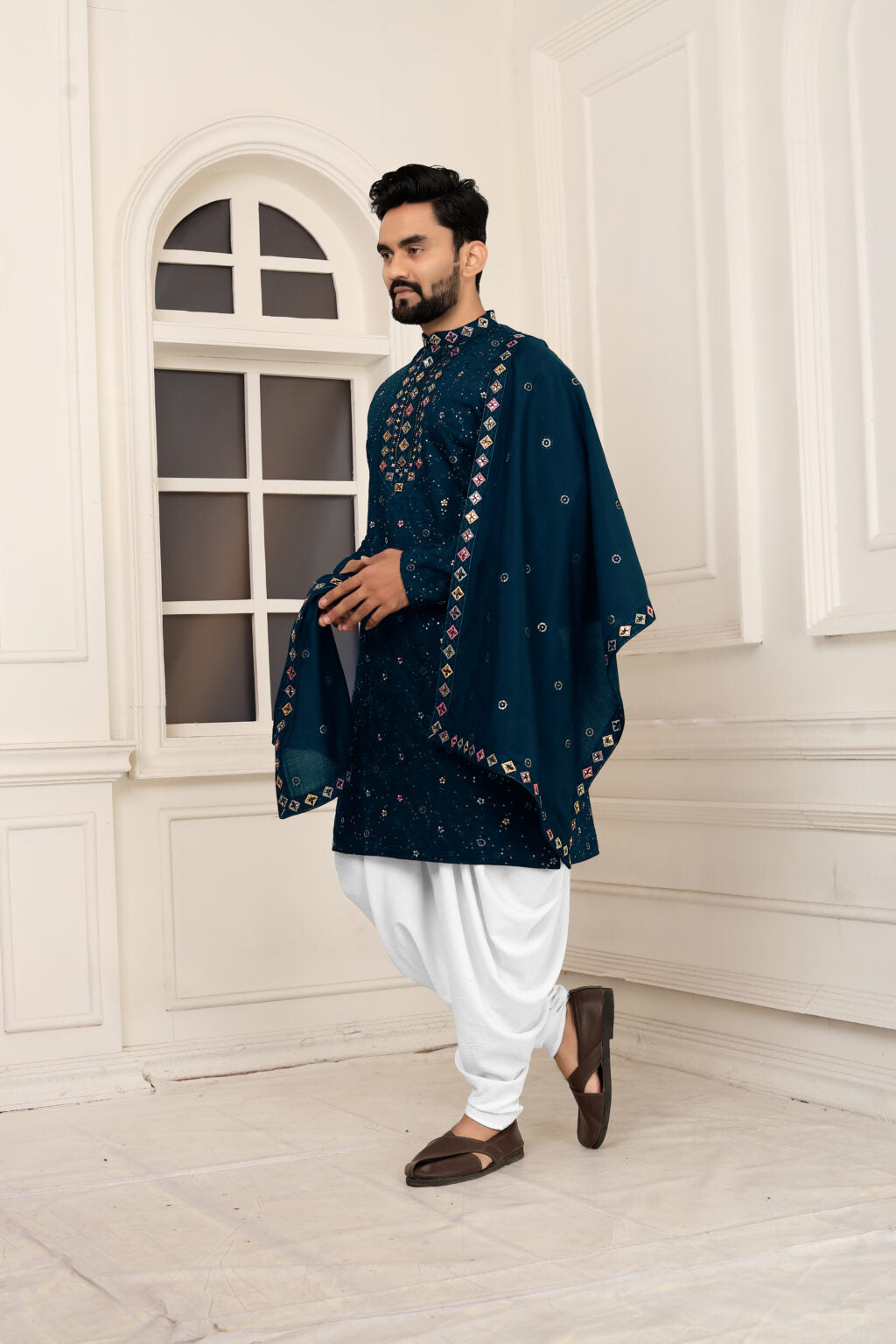 Men's Rama Embroidered Roman Silk Kurta Dupatta Set