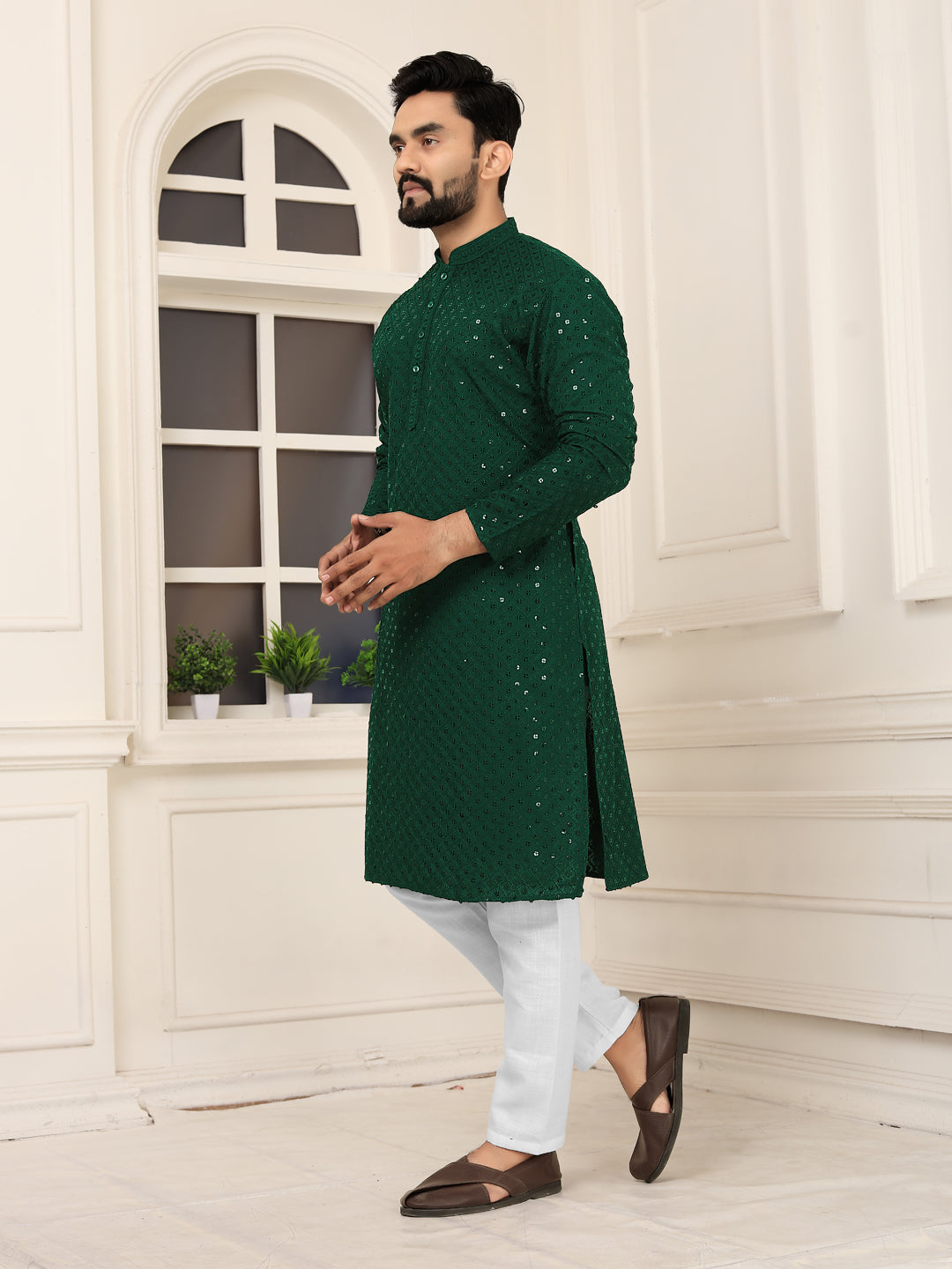 Men's Green Embroidered Lakhnavi Kurta