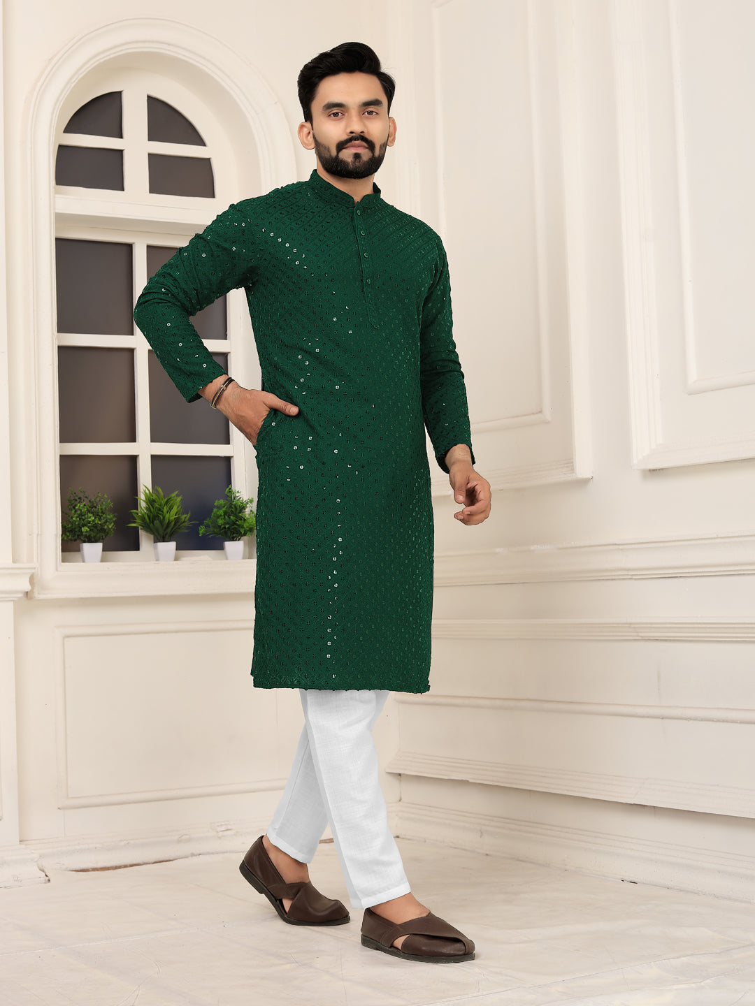 Men's Green Embroidered Lakhnavi Kurta