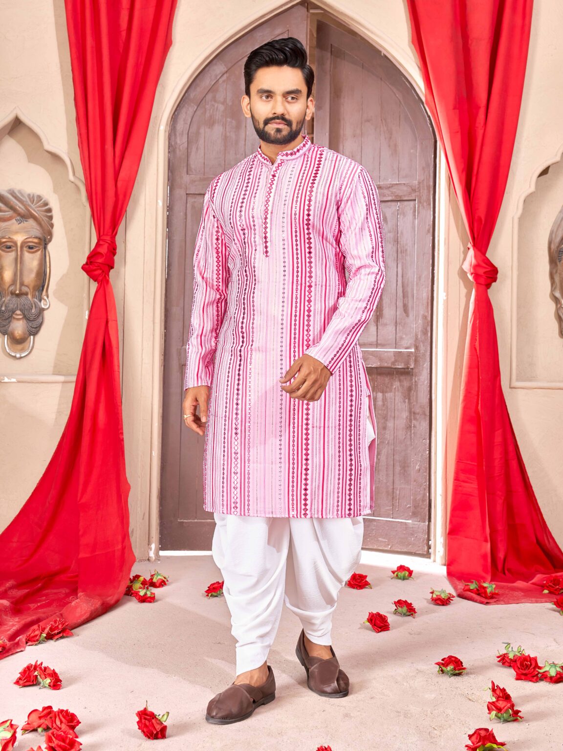 Embrace Alluring Elegance: Pink Embroidered Georgette Kurta