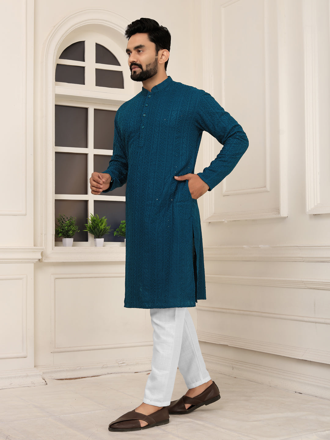 Men's Rama Heavy Embroidered Lakhnavi Kurta (Reyon)