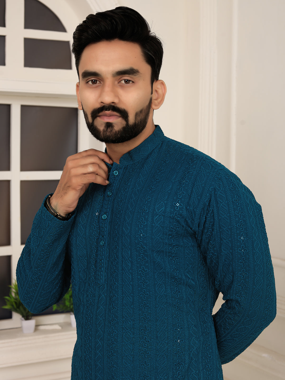 Men's Rama Heavy Embroidered Lakhnavi Kurta (Reyon)