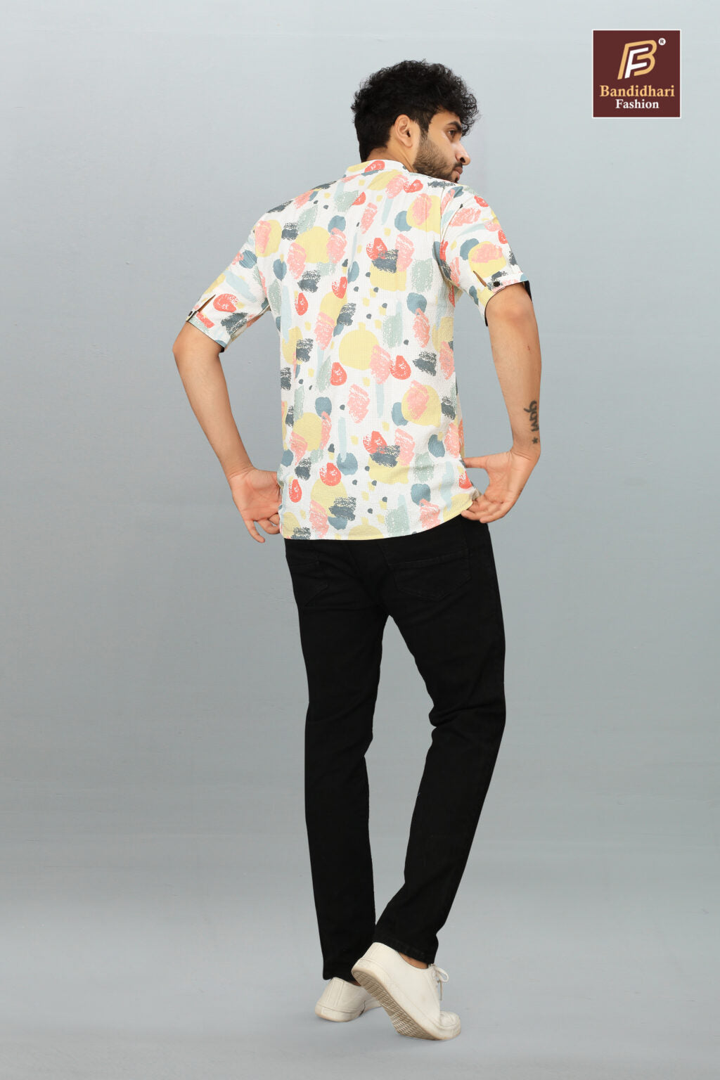 Comfortable Men's Printed Mandarin Collar Polyester Shirt